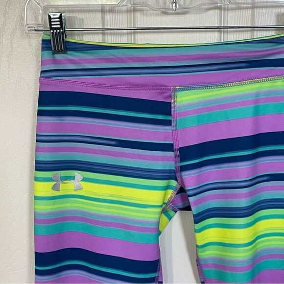 Under Armour Fitted Heat Gear Leggings, Youth Large - Picture 5 of 8